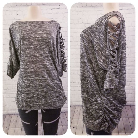 Tops - SALE 🎈Plus size Heather gray top